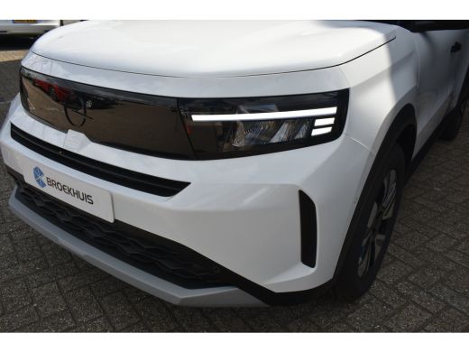 Opel Frontera GS - Electric | 11 kW boordlader | 17" Lichtmetalen velgen in Zwart met 215/60 R17 banden | Achte... ActivLease financial lease