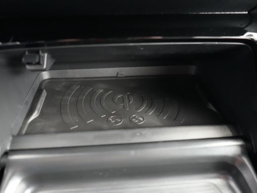 Peugeot 2008 1.2 Hybrid 145 GT | Apple Carplay/Android Auto|telefoonintegratie premium | Cruise control adapti... ActivLease financial lease