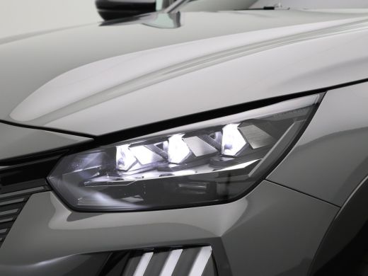 Peugeot 208 1.2 Hybrid 145 e-DCS6 GT | Achterbank in delen neerklapbaar | Achterruitverwarming | Achterspoiler ActivLease financial lease