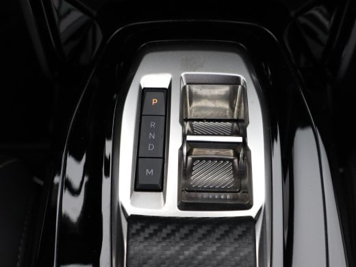 Peugeot 208 1.2 Hybrid 145 e-DCS6 GT Automaat | Achteruitrijcamera | Apple Carplay/Android Auto|telefooninteg... ActivLease financial lease