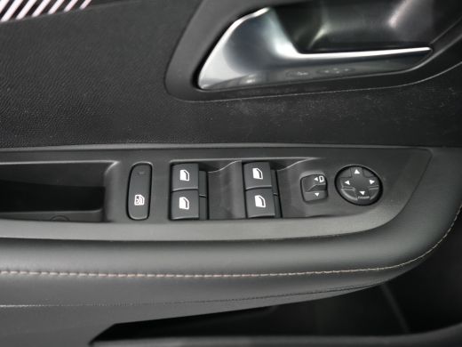Peugeot 208 Hybrid 100 e-DCS6 Allure Automaat | Apple Carplay/Android Auto|telefoonintegratie premium | Cruis... ActivLease financial lease