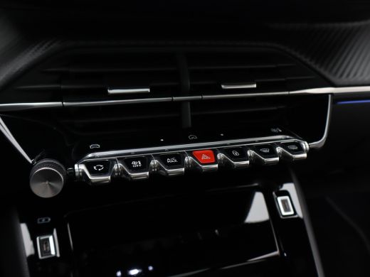 Peugeot 208 Hybrid 100 e-DCS6 GT | Achterbank in delen neerklapbaar | Achterruitverwarming | Achterspoiler ActivLease financial lease