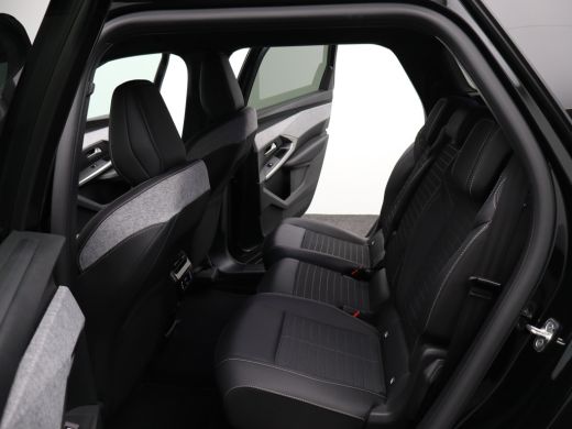 Peugeot 5008 1.2 Hybrid 136 Allure Automaat | 2 stoelen op derde rij | Achteruitrijcamera | Apple Carplay/Andr... ActivLease financial lease