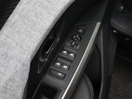 Peugeot 5008 1.2 Hybrid 136 Allure Automaat | 2 stoelen op derde rij | Achteruitrijcamera | Apple Carplay/Andr... ActivLease financial lease