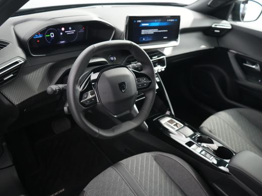 Peugeot e-2008 EV Allure Avantage 54 kWh | 11 kW lader | Airco (automatisch) | Apple Carplay/Android Auto|telefo... ActivLease financial lease