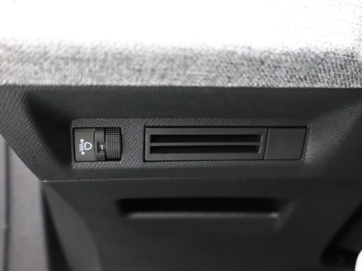 Peugeot e-3008 Allure Avantage 210 73 kWh | 11 kW lader | Apple Carplay/Android Auto|telefoonintegratie premium ... ActivLease financial lease