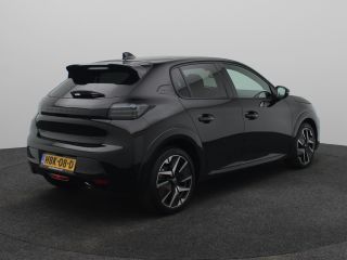 Peugeot 208 Hybrid 100 e-DCS6 GT | Achterbank in delen neerklapbaar | Achterruitverwarming | Achterspoiler