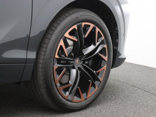 CUPRA Terramar 1.5 TSI e-Hybrid VZ Performance 272PK DSG matrix led, Leder, trekhaak, Sennheiser audio, 360gr. c... ActivLease financial lease