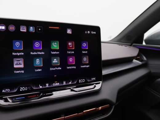 CUPRA Terramar 1.5 TSI e-Hybrid VZ Performance 272PK DSG matrix led, Leder, trekhaak, Sennheiser audio, 360gr. c... ActivLease financial lease