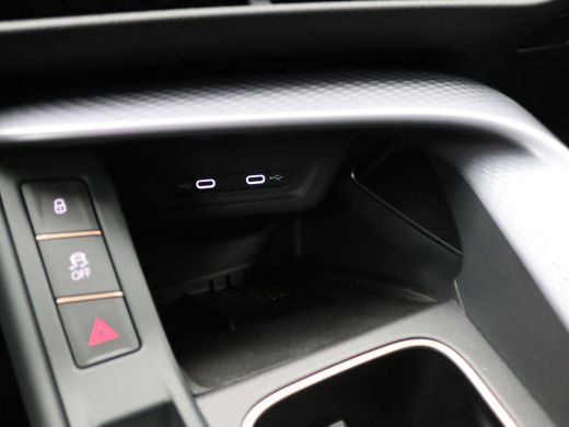 CUPRA Terramar 1.5 TSI e-Hybrid VZ Performance 272PK DSG matrix led, trekhaak, sennheiser audio, 360gr. camera, ... ActivLease financial lease