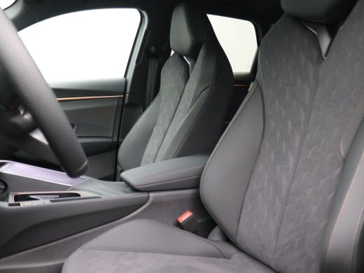 CUPRA Terramar 1.5 TSI e-Hybrid VZ Performance 272PK DSG matrix led, trekhaak, sennheiser audio, 360gr. camera, ... ActivLease financial lease