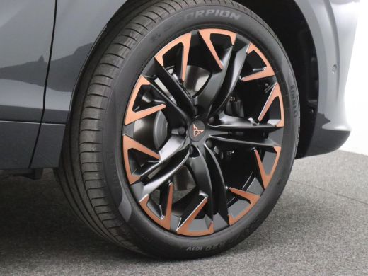 CUPRA Terramar 1.5 TSI e-Hybrid VZ Performance 272PK DSG matrix led, trekhaak, Sennheiser audio, 360gr. camera, ... ActivLease financial lease