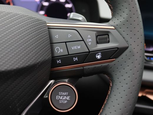 CUPRA Terramar 1.5 TSI e-Hybrid VZ Performance 272PK DSG matrix led, trekhaak, Sennheiser audio, 360gr. camera, ... ActivLease financial lease