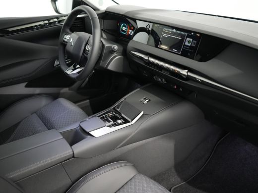 DS N&deg;4 Pallas - E-Tense | Achteruitrijcamera | Parkeersensoren v&oacute;&oacute;r en achter | Rear traffic detection ActivLease financial lease