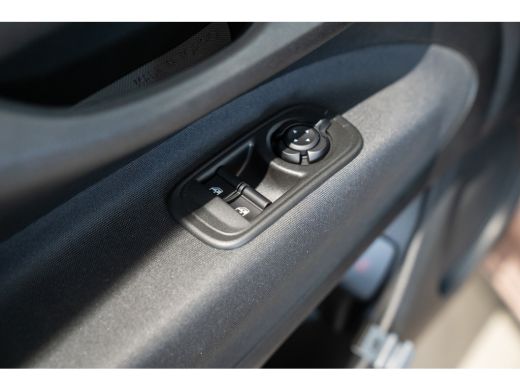 Fiat 500e Urban 42 kWh | Apple Carplay & Android Auto | Parkeersensoren | Climate Controle | Cruise Control... ActivLease financial lease