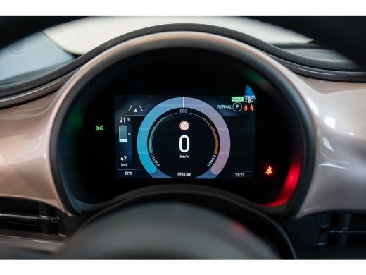 Fiat 500e Urban 42 kWh | Apple Carplay & Android Auto | Parkeersensoren | Climate Controle | Cruise Control... ActivLease financial lease