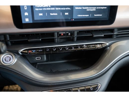 Fiat 500e Urban 42 kWh | Apple Carplay & Android Auto | Parkeersensoren | Climate Controle | Cruise Control... ActivLease financial lease