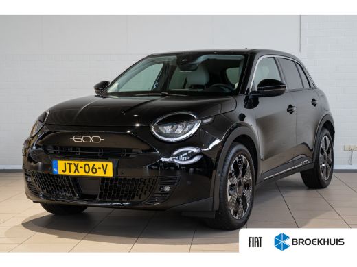 Fiat 600 1.2 Hybrid La Prima | Lederen Bekleding | Stoelverwarming | Climate Controle | Navigatie | Camera...
