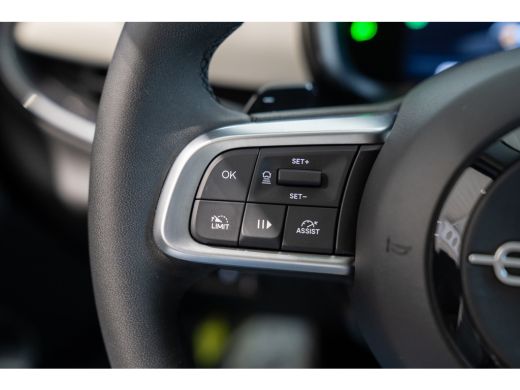 Fiat 600 1.2 Hybrid La Prima | Lederen Bekleding | Stoelverwarming | Climate Controle | Navigatie | Camera... ActivLease financial lease