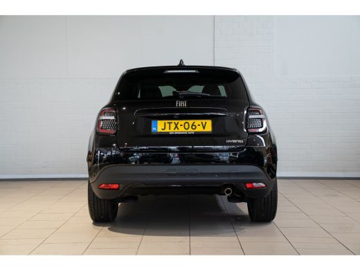 Fiat 600 1.2 Hybrid La Prima | Lederen Bekleding | Stoelverwarming | Climate Controle | Navigatie | Camera... ActivLease financial lease