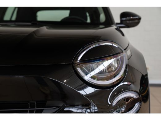 Fiat 600 1.2 Hybrid POP | Apple Carplay & Android Auto | Parkeersensoren | Lichtmetalen velgen | LED | Blu... ActivLease financial lease