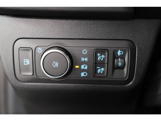 Ford Kuga Plug-In Hybrid ST-Line | Trekhaak Elek. Wegklapbaar | Elek. Panoramadak | Winter Pack | Driver As... ActivLease financial lease