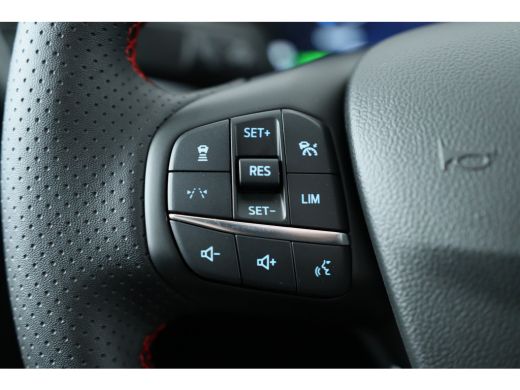 Ford Kuga Plug-In Hybrid ST-Line | Trekhaak Elek. Wegklapbaar | Elek. Panoramadak | Winter Pack | Driver As... ActivLease financial lease