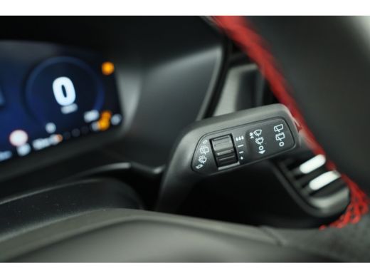 Ford Kuga Plug-In Hybrid ST-Line | Trekhaak Elek. Wegklapbaar | Elek. Panoramadak | Winter Pack | Driver As... ActivLease financial lease