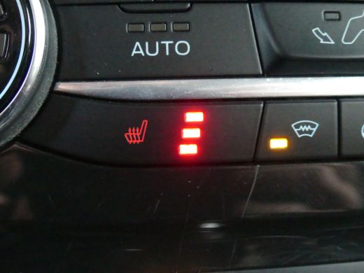 Ford Puma 1.0 EcoBoost Hybrid 125PK Titanium | TREKHAAK | STOEL+STUUR+VOORRUITVERWARMING | B&O AUDIO | CLIM... ActivLease financial lease