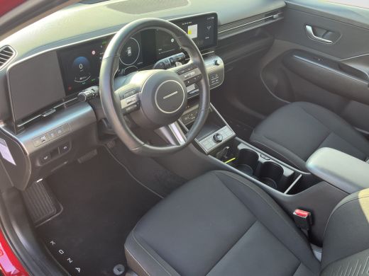 Hyundai Kona 1.6 GDI HEV 141pk Comfort Smart | Camera | Draadloos carplay | Climate control | Adaptive cruise ... ActivLease financial lease