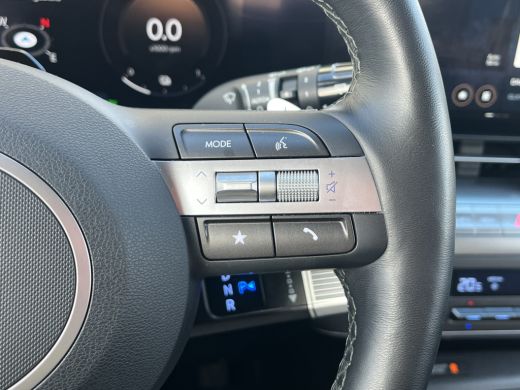 Hyundai Kona 1.6 GDI HEV 141pk Comfort Smart | Camera | Draadloos carplay | Climate control | Adaptive cruise ... ActivLease financial lease