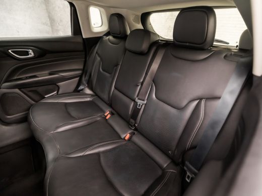 Jeep Compass 4xe 240 Plug-in Hybrid Electric S 240Pk Automaat (VIRTUAL COCKPIT, APPLE CARPLAY, GROOT NAVI, LED... ActivLease financial lease