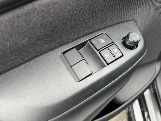 Mazda 2 Hybrid Hybrid 1.5 Prime-line | Diverse kleuren en uitvoeringen uit voorraad leverbaar | ActivLease financial lease