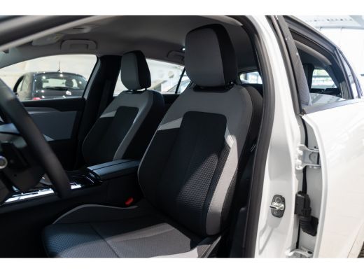 Opel Astra 1.6 Turbo Plug-In Hybrid 180PK | Adaptive Cruise C. | Groot Navi | Parkeersensoren | Apple Carpla... ActivLease financial lease