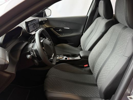 Peugeot 2008 1.2 HYBRID 145e ALLURE CARPLAY I-COCKPIT NAVI CAMERA ADAP.CRUISE ✅Top Auto's Wijchen , 30 Jaar Sp... ActivLease financial lease
