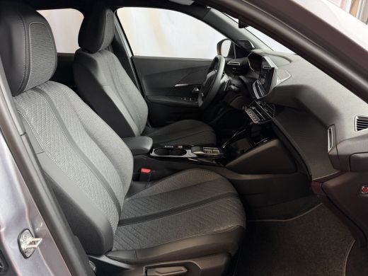 Peugeot 2008 1.2 HYBRID 145e ALLURE CARPLAY I-COCKPIT NAVI CAMERA ADAP.CRUISE ✅Top Auto's Wijchen , 30 Jaar Sp... ActivLease financial lease