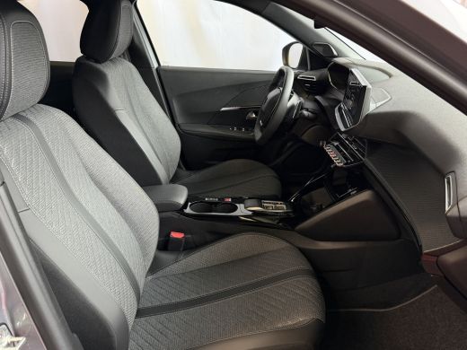 Peugeot 2008 1.2 HYBRID 145e ALLURE CARPLAY I-COCKPIT NAVI CAMERA ADAP.CRUISE ✅Top Auto's Wijchen , 30 Jaar Sp... ActivLease financial lease