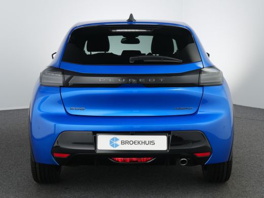 Peugeot 208 GT | Armsteunen op de voorportieren bekleed met kunstleder met groen sierstiksel (GT-Line) | Clim... ActivLease financial lease