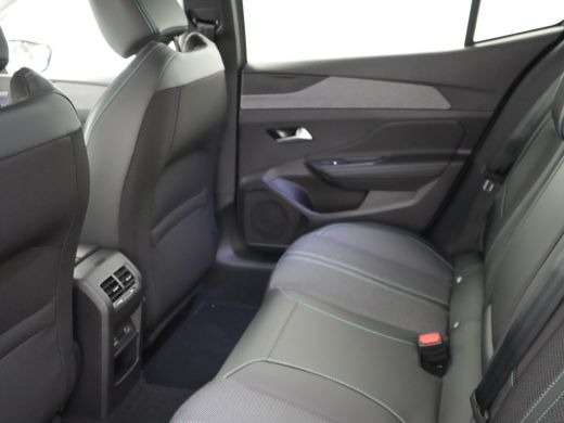Peugeot 408 1.6 HYbrid 225 EAT8 Allure Avantage | 360 Camera | 7,4 kW lader | Comfort Pack ActivLease financial lease