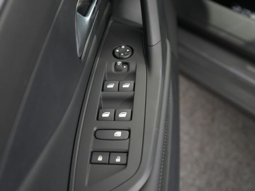 Peugeot 408 1.6 HYbrid 225 EAT8 Allure Avantage | 360 Camera | 7,4 kW lader | Comfort Pack ActivLease financial lease