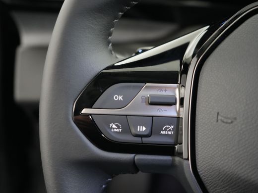 Peugeot 408 1.6 HYbrid 225 EAT8 Allure Avantage | 360 Camera | 7,4 kW lader | Comfort Pack ActivLease financial lease