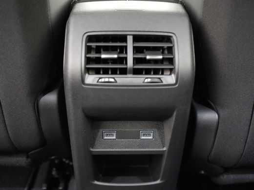 Peugeot 408 1.6 HYbrid 225 EAT8 Allure Avantage | 360 Camera | 7,4 kW lader | Comfort Pack ActivLease financial lease