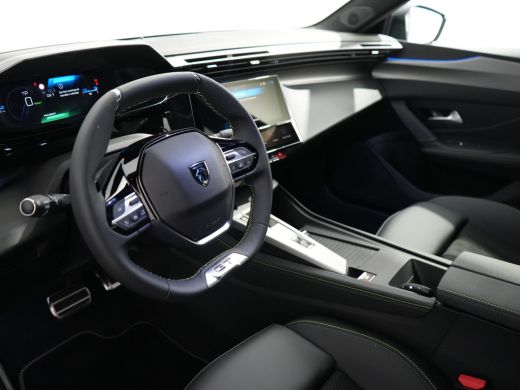 Peugeot 408 | Demo Deal | GT Avantage 58 kWh | Achteruitrijcamera | Cruise control adaptief met Stop&Go en st... ActivLease financial lease