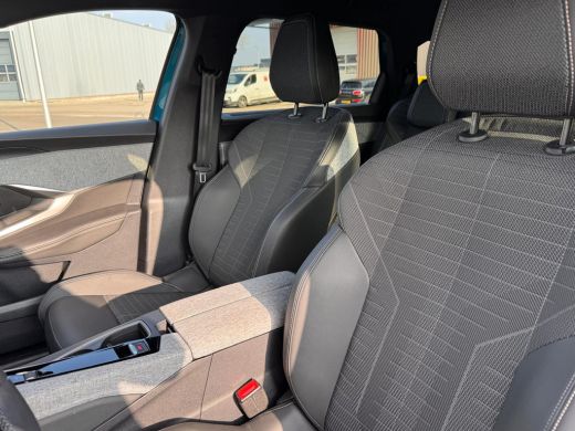 Peugeot 5008 1.2 Hybrid 136PK Allure Automaat | 360 Camera | Navigatie | Adaptive Cruise Control | Keyless | N... ActivLease financial lease