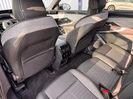 Peugeot 5008 1.2 Hybrid 136PK Allure Automaat | 360 Camera | Navigatie | Adaptive Cruise Control | Keyless | N... ActivLease financial lease