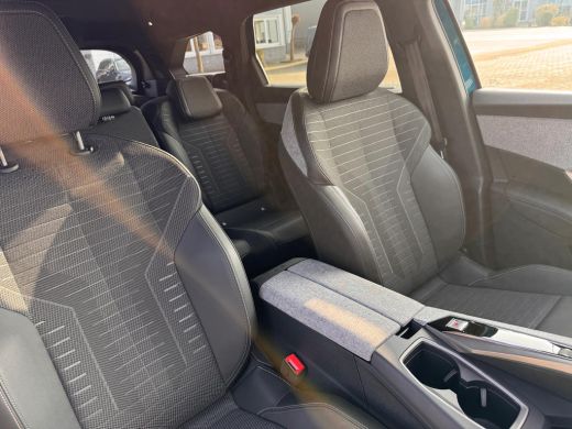 Peugeot 5008 1.2 Hybrid 136PK Allure Automaat | 360 Camera | Navigatie | Adaptive Cruise Control | Keyless | N... ActivLease financial lease