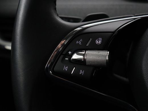 Skoda Enyaq iV 60 | Stoelverwarming | Matrix LED | Camera | Keyless | Stuurverwarming | Carplay | 20'' | Half le... ActivLease financial lease