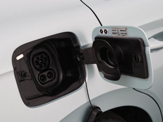 Skoda Enyaq iV 60 | Stoelverwarming | Matrix LED | Camera | Keyless | Stuurverwarming | Carplay | 20'' | Half le... ActivLease financial lease