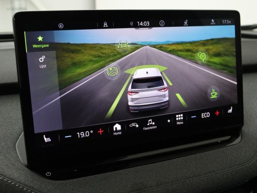 Skoda Enyaq iV 60 | Stoelverwarming | Matrix LED | Camera | Keyless | Stuurverwarming | Carplay | 20'' | Half le... ActivLease financial lease