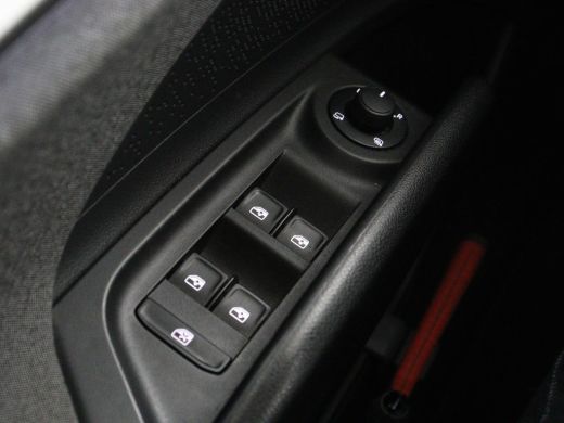 Skoda Enyaq iV 60 | Stoelverwarming | Matrix LED | Camera | Keyless | Stuurverwarming | Carplay | 20'' | Half le... ActivLease financial lease